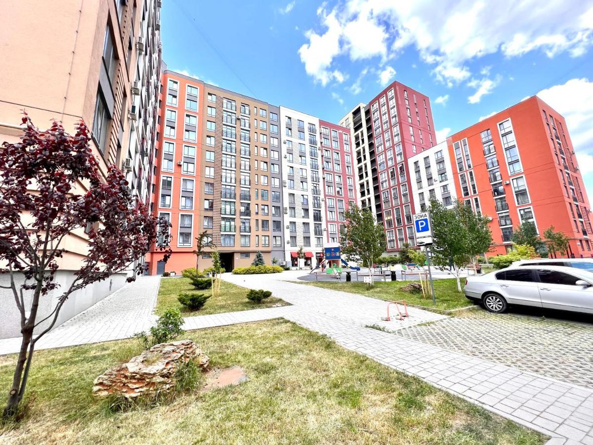 Osapart Hotel In A Complex Semycvit 4 Lviv Extérieur photo